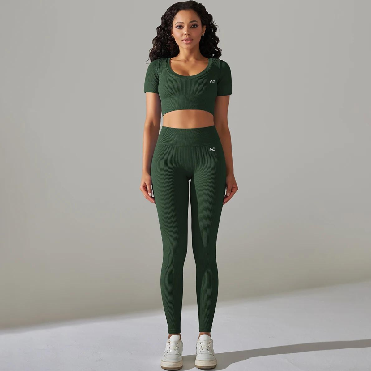 Green Peak Seamless Set