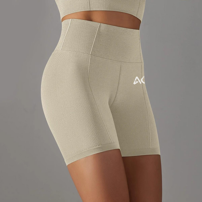 Vanilla Seamless Scrunch Shorts