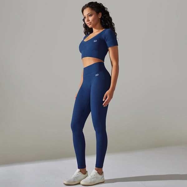 Navy Peak Seamless Set