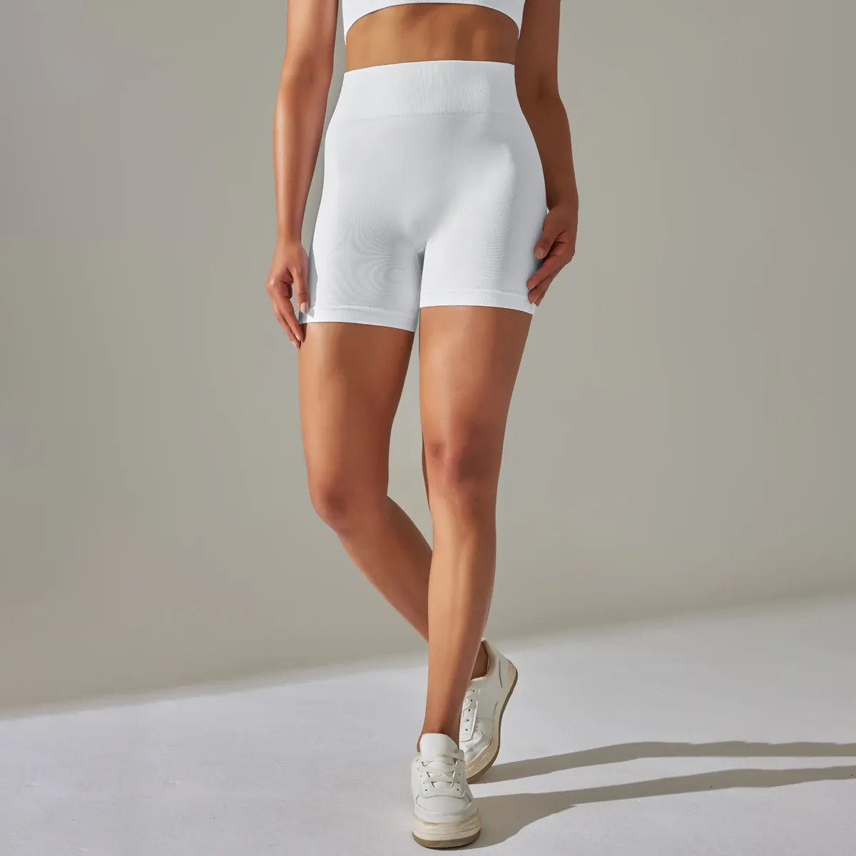 White seamless deals shorts