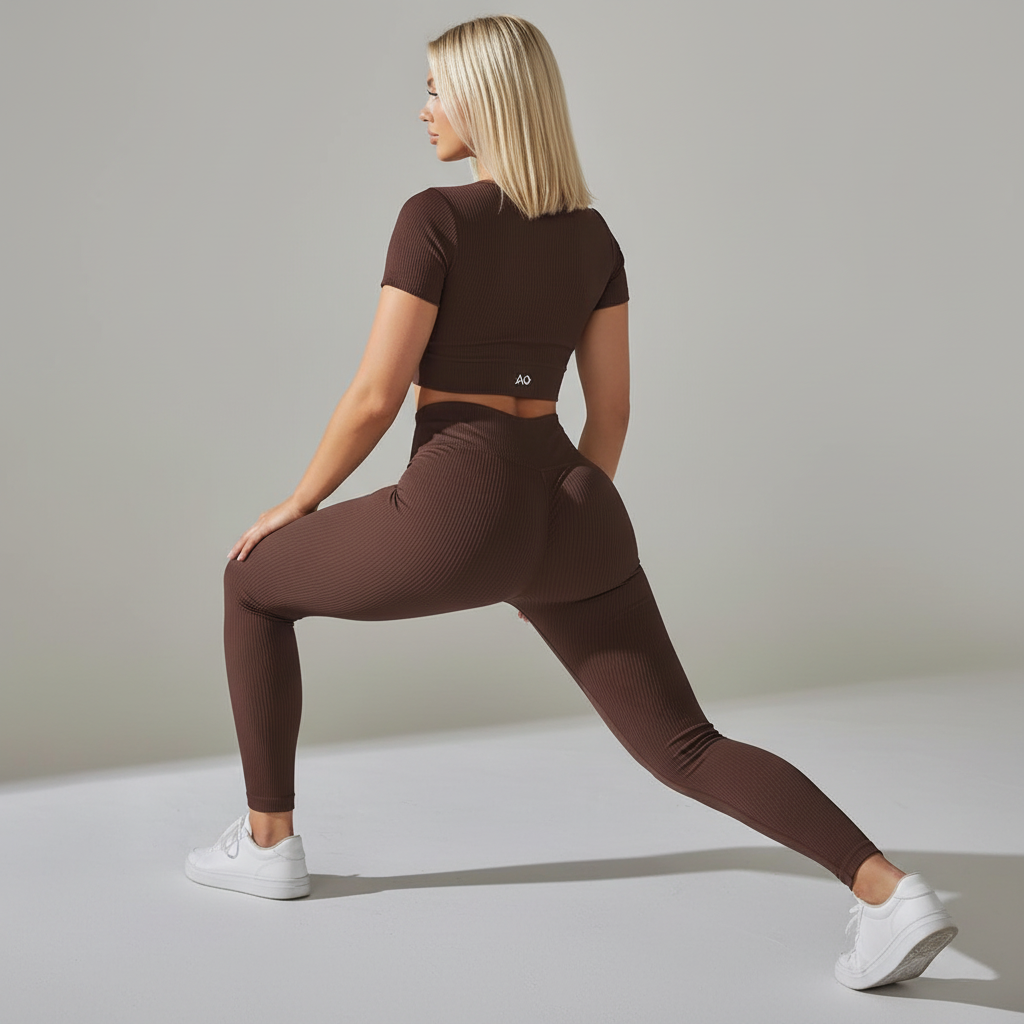Blonde model brown set - back lunge square